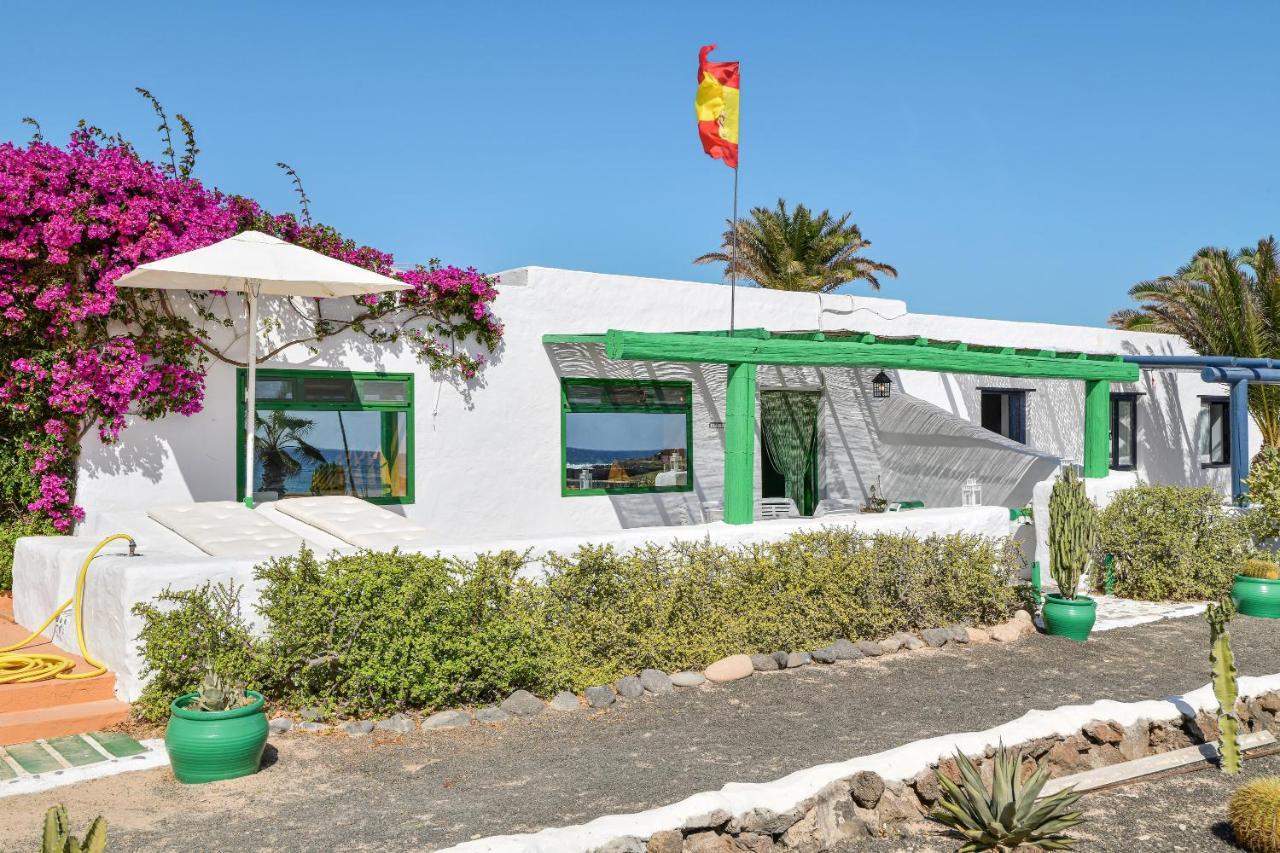 Villa Flores Pedro Barba Екстериор снимка